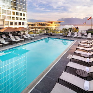 Hotel Fairmont Waterfront cazare West End