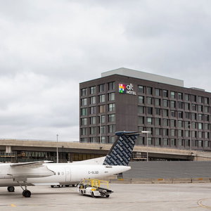 Hotel Alt Hotel Ottawa Airport cazare Vanier