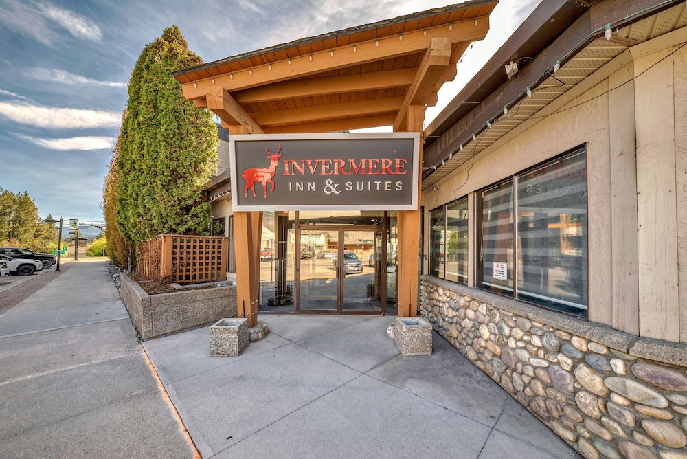 Hotel Invermere Inn