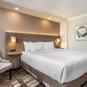 Hotel Best Western Plus Carlton Plaza Hotel cazare Victoria