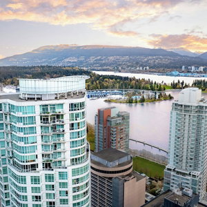 Hotel Vancouver Marriott Pinnacle Downtown cazare West End