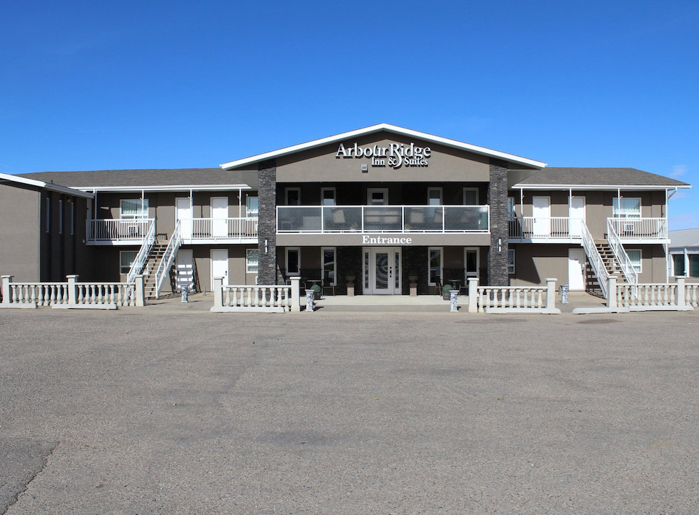 Hotel Arbour Ridge Inn & Suites