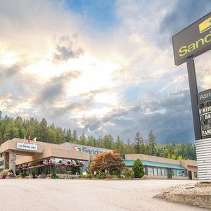 Hotel Sandman Hotel Castlegar cazare Castlegar