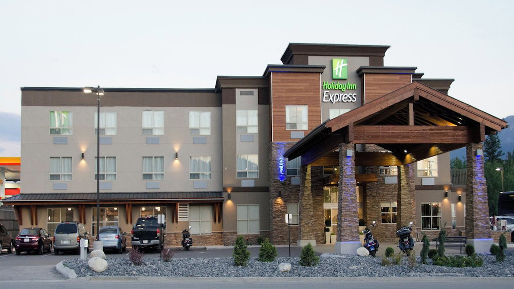 Hotel Holiday Inn Express Golden-Kicking Horse By Ihg