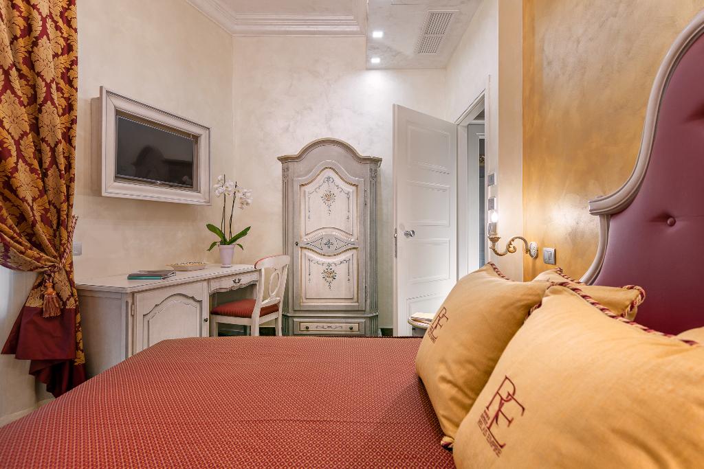 Relais Empire