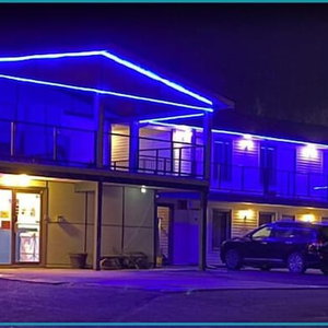 Hotel Imperial Motel cazare 100 Mile House