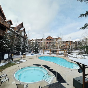 Hotel Stoneridge Resort - Mountain View - Pool & Hot Tub cazare Canmore