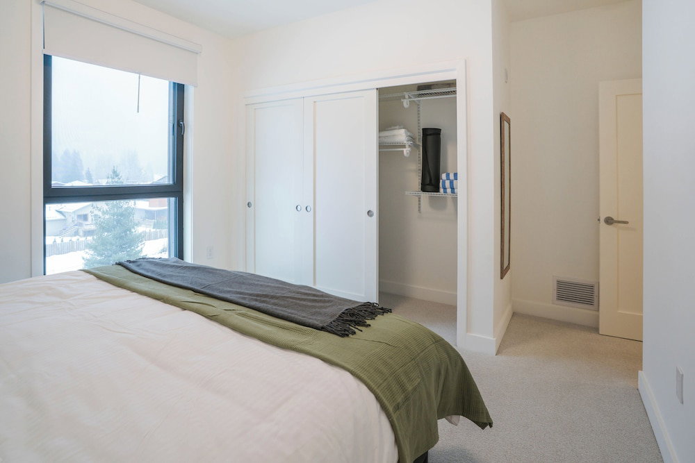 Hotel Zen Revy