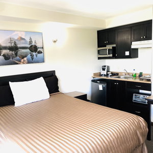 Hotel Happy Day Inn cazare Burnaby