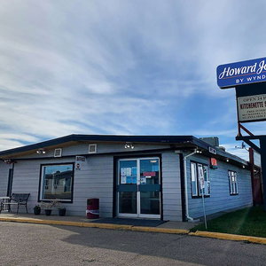 Hotel Howard Johnson By Wyndham Grande Prairie cazare Grande Prairie