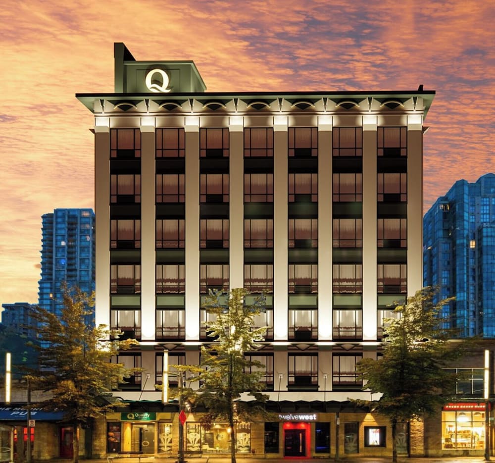 Hotel Quality Inn & Suites