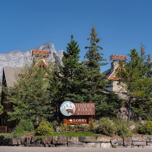 Hotel Hidden Ridge Resort cazare Banff