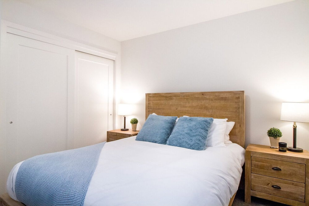 Hotel Revelstoke Retreat By Revelstoke Vacations