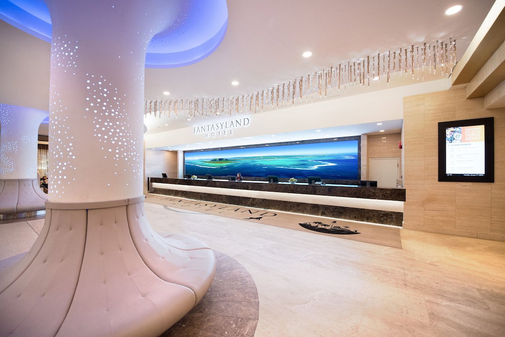 Hotel Fantasyland Hotel