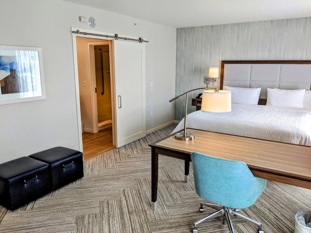 Hotel Chateau Fredericton, Trademark Collection By Wyndham