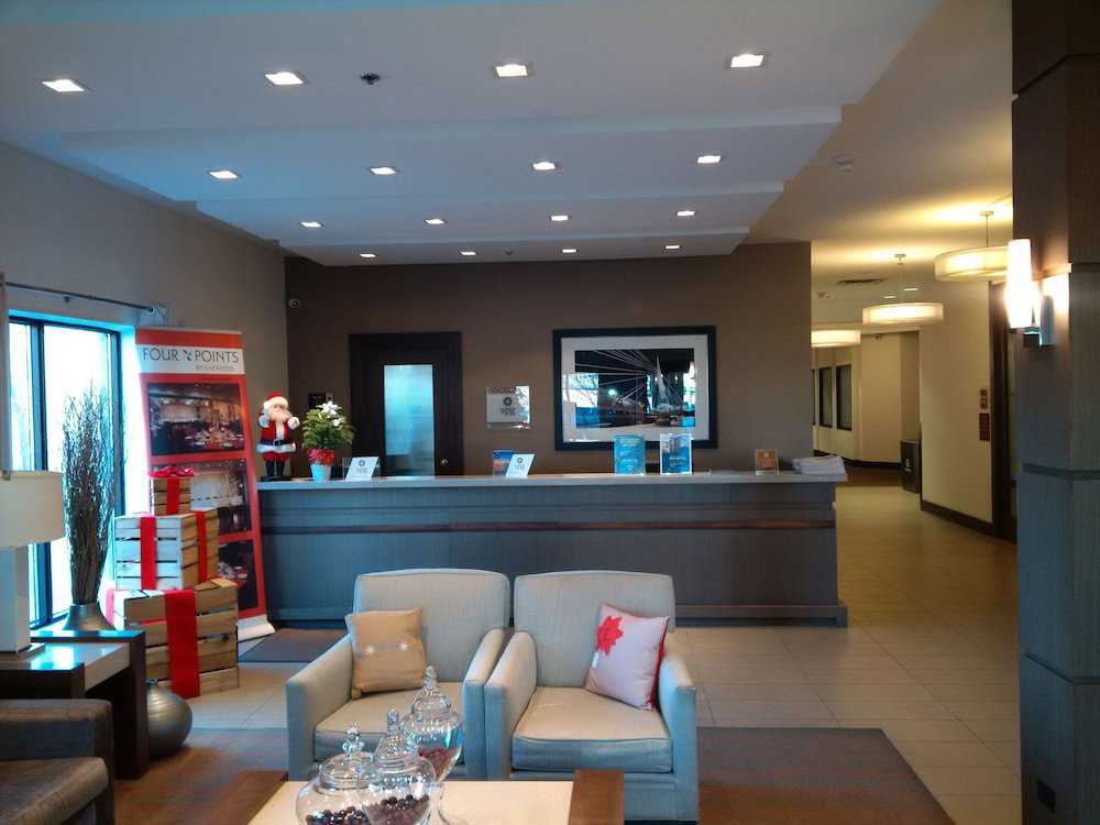 Hotel Four Points By Sheraton Winnipeg South