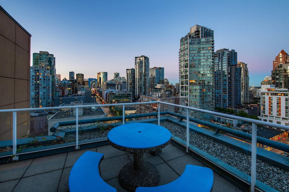 Hotel Grand Park Hotel & Suites Downtown Vancouver, An Ascend Collection Hotel