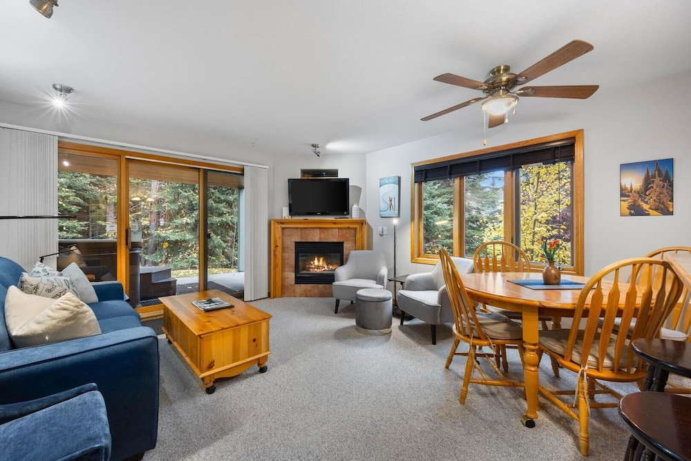 Hotel Snow Creek Village #37