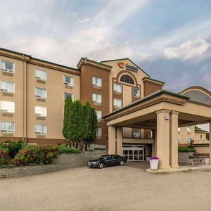 Hotel Comfort Inn & Suites cazare Salmon Arm