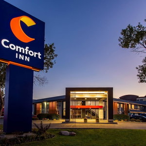 Hotel Comfort Inn Winnipeg Airport cazare Winnipeg