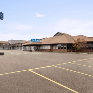 Hotel Travelodge By Wyndham Brandon cazare Brandon