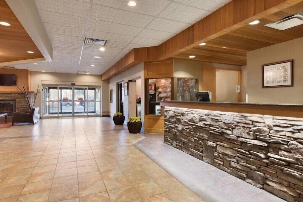 Hotel Border Inn And Suites Lloydminster