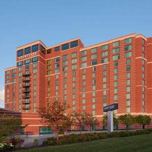 Hotel Courtyard By Marriott Ottawa East cazare Vanier