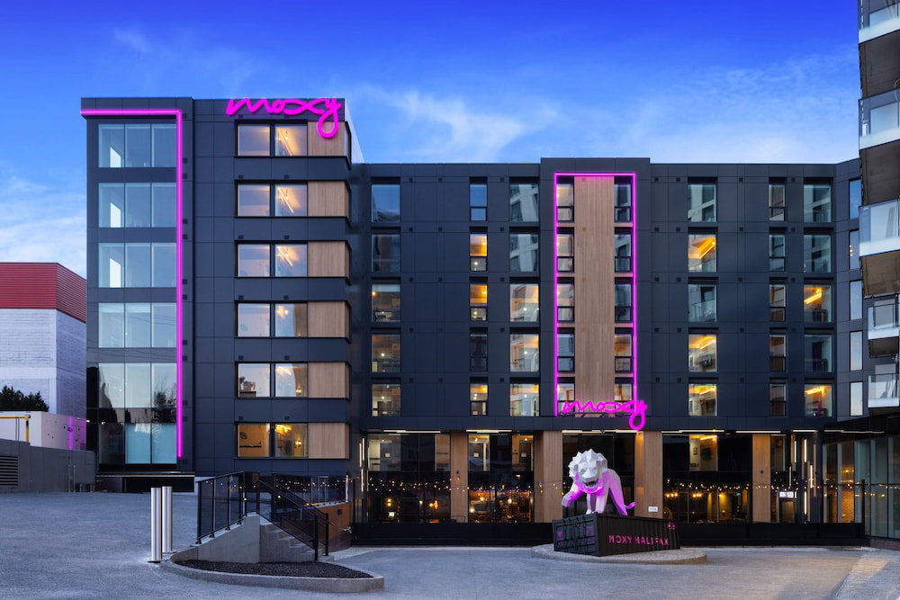 Hotel Moxy Halifax Downtown