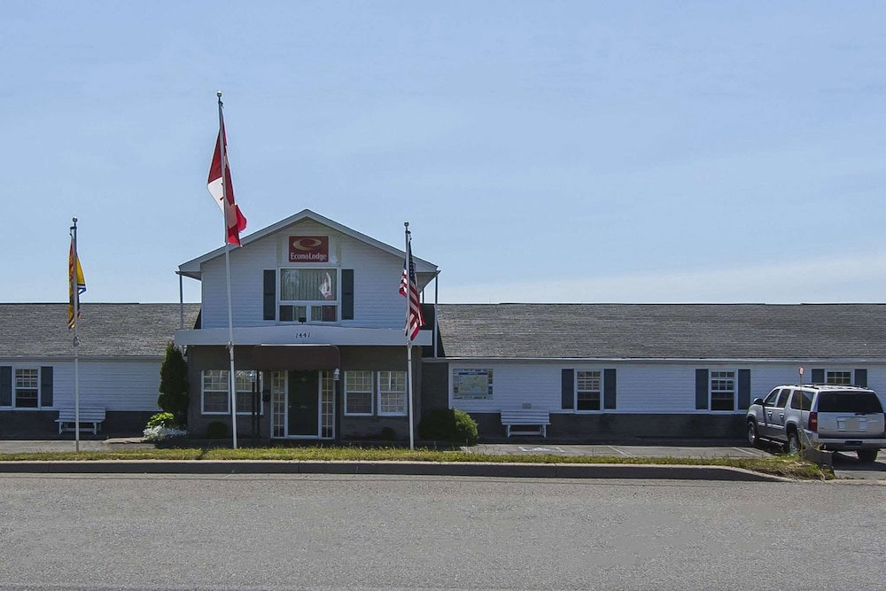 Hotel Econo Lodge & Suites Saint John