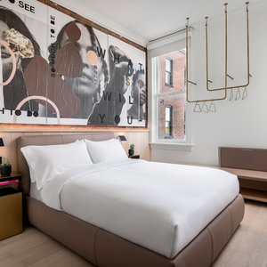 Hotel Gladstone House cazare Bay Street Corridor