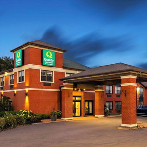 Hotel Quality Inn & Suites Garden Of The Gulf cazare Summerside