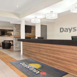 Hotel Days Inn By Wyndham Montreal East cazare Saint-Leonard