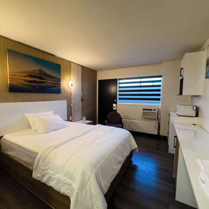 Hotel Midtown Motor Inn cazare Portage la Prairie