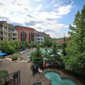 Hotel Blue Mountain Resort Mosaic Suites cazare Collingwood