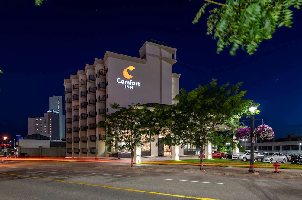 Hotel Comfort Inn Fallsview