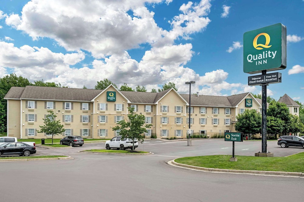 Hotel Quality Inn Airport