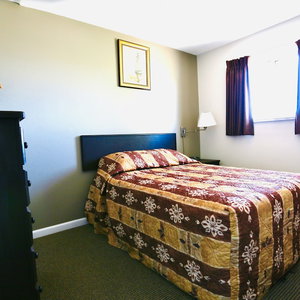 Hotel Blue Bell Inn cazare Fort Nelson