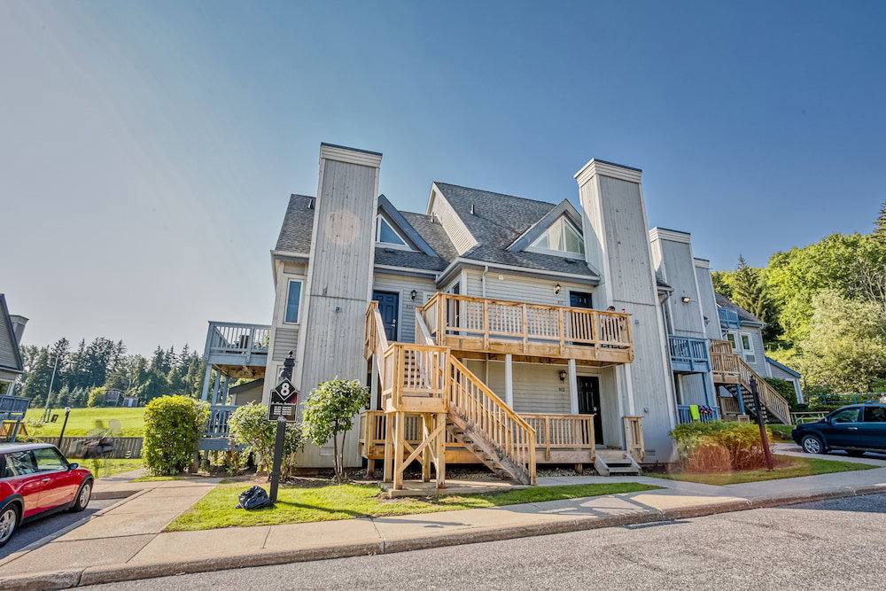 Hotel North Creek Condos