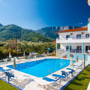 Hotel Villa Suzi Memento cazare Potamia