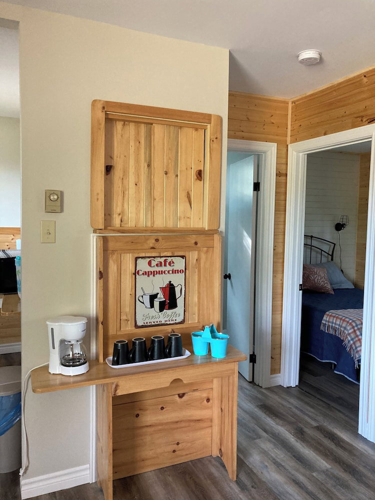 Hotel Rustic Wave Cottages