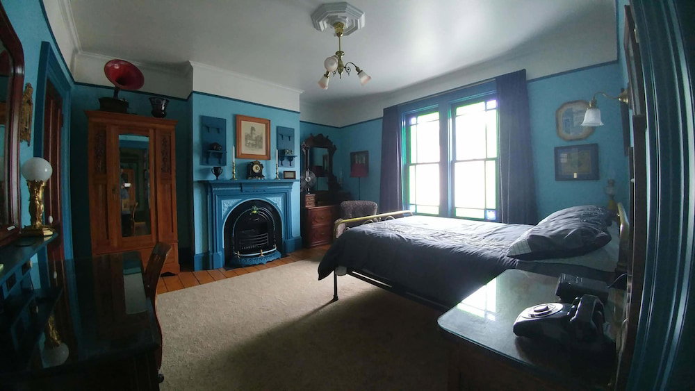 Hotel Gower Manor Historical Bed & Breakfast