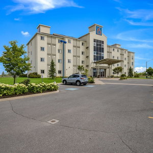 Hotel Motel 6 Kingston, On cazare Kingston
