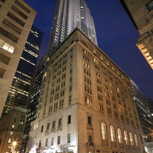 Hotel One King West Hotel & Residence cazare Bay Street Corridor
