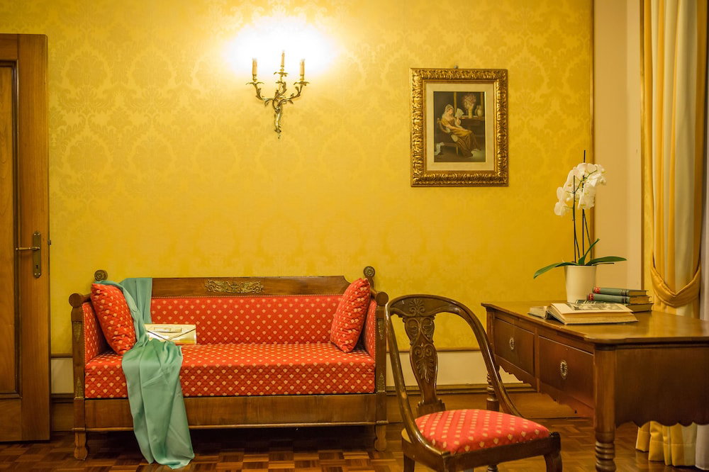 Due Torri Hotel