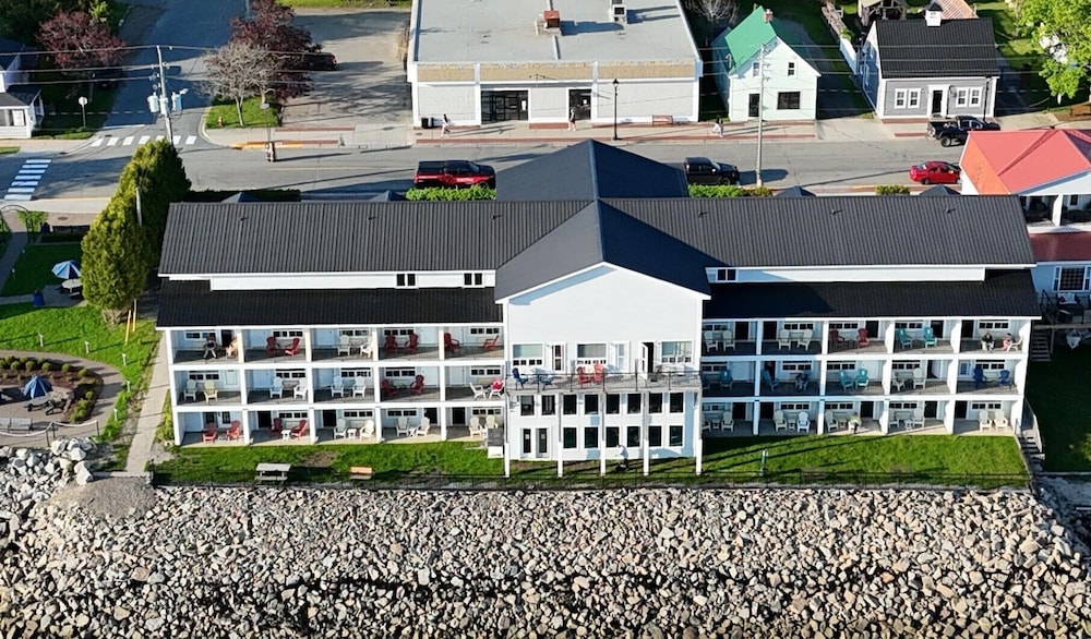 Hotel Saint Andrews Inn & Suites
