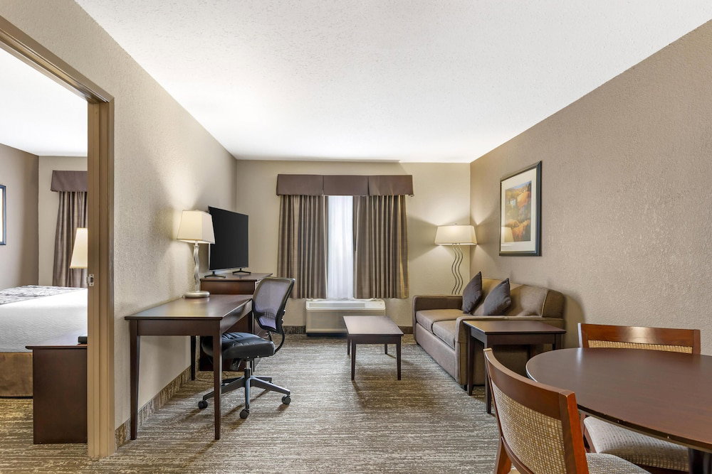 Hotel Best Western Plus Pembina Inn & Suites