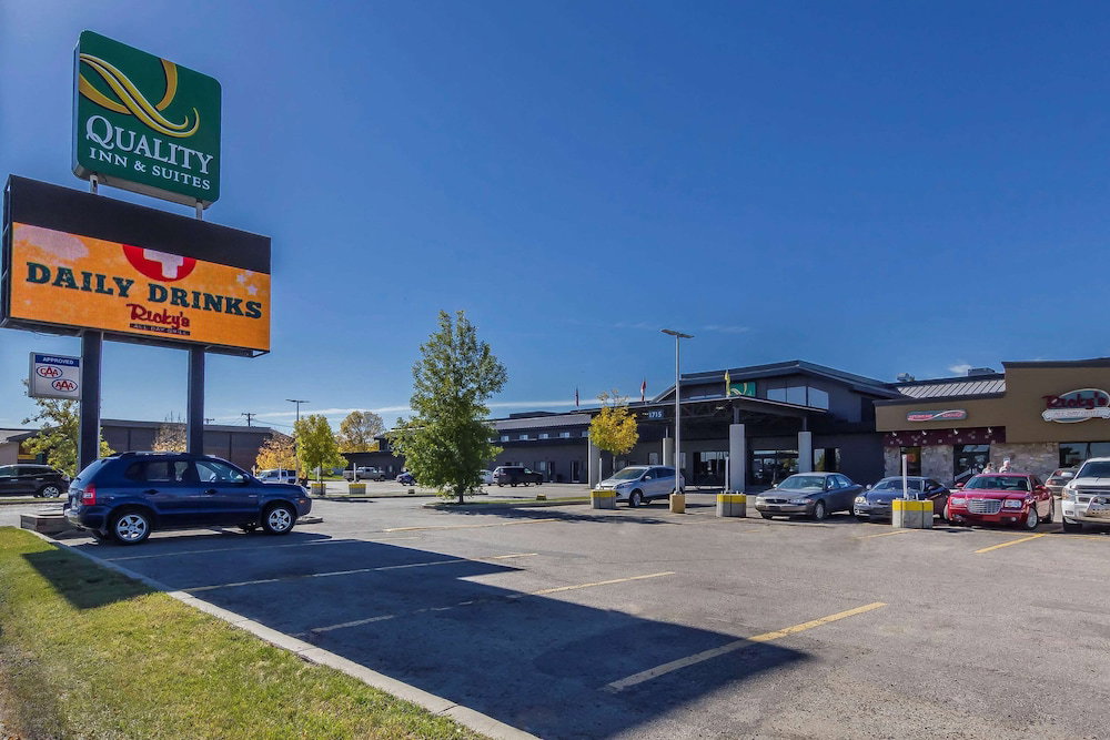 Hotel Quality Inn And Suites