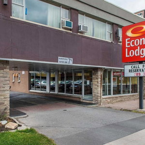 Hotel Econo Lodge Downtown Ottawa cazare Vanier