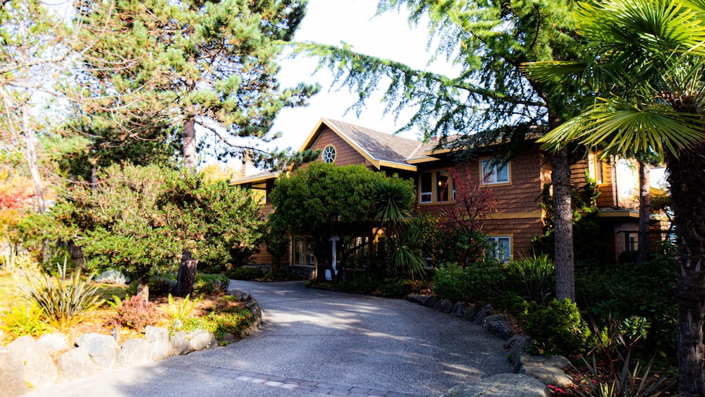 Hotel Galiano Oceanfront Inn & Spa