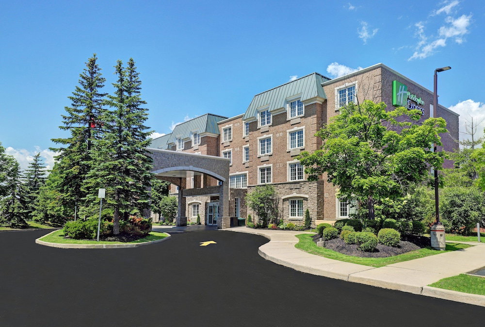 Hotel Holiday Inn Express Whitby By Ihg